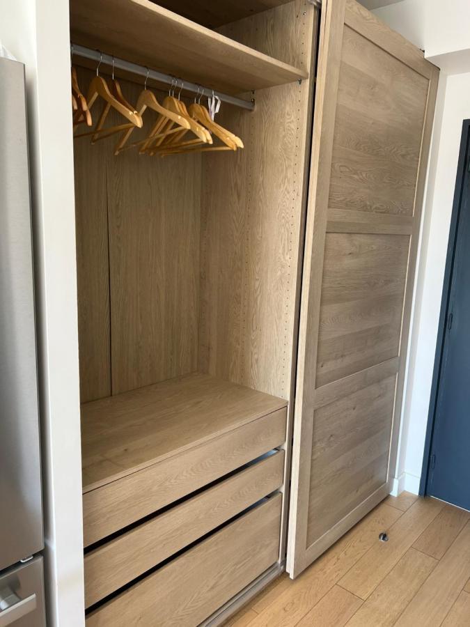 A La Nuitee, Grand Studio Design Le Vinci Arradon Luaran gambar